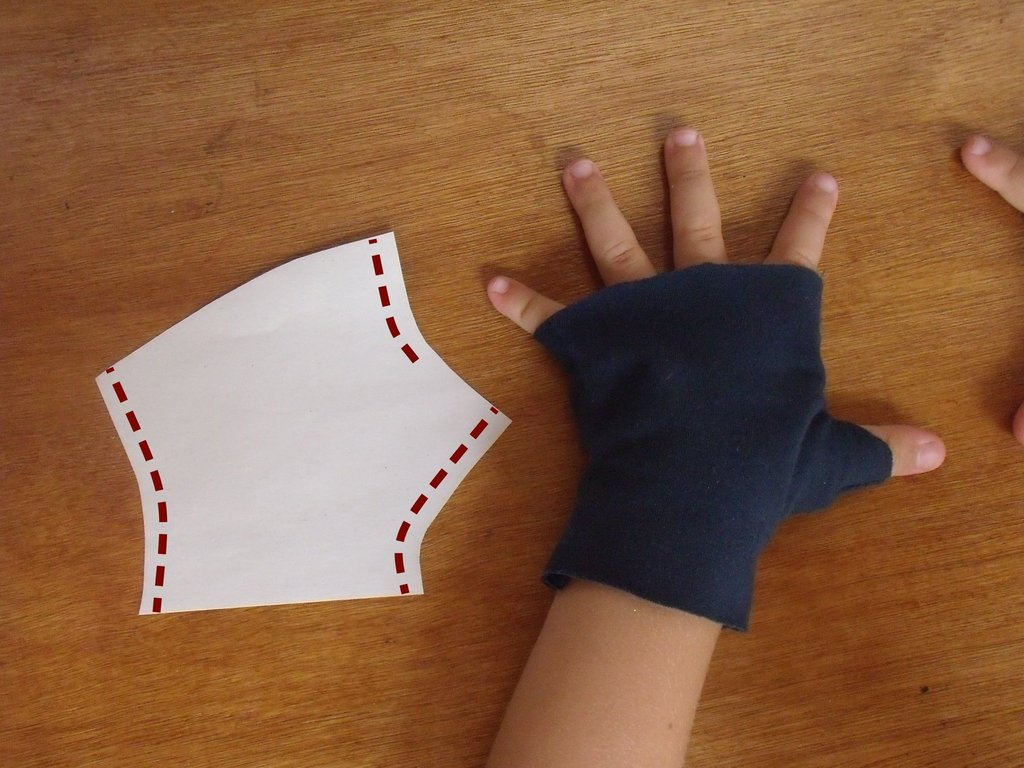 Glove Sewing Pattern How To Make Fingerless Mittens Figswoodfiredbistro